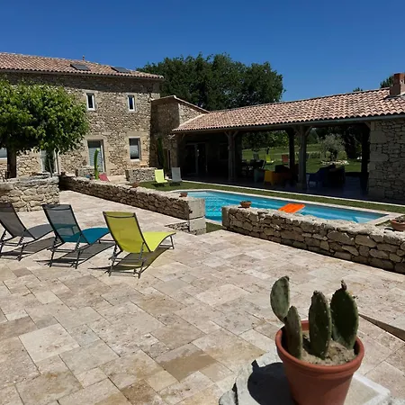 Le Du Taureau Sainte-Gemme (Gironde)